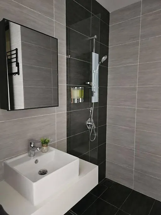 Pool Heaven Studio - 1 Mrt Stop To Trx The Exchange,Free Shuttle To Mrt Kuala Lumpur